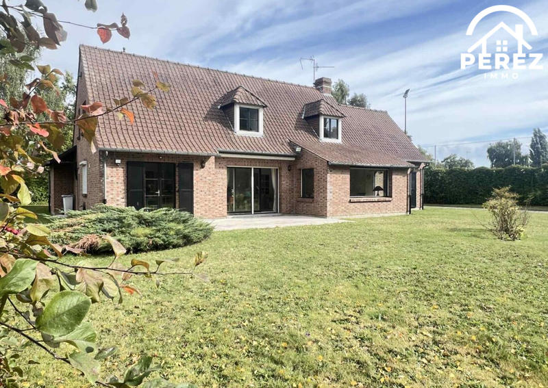 Maison - 205 m² - 8 pièces