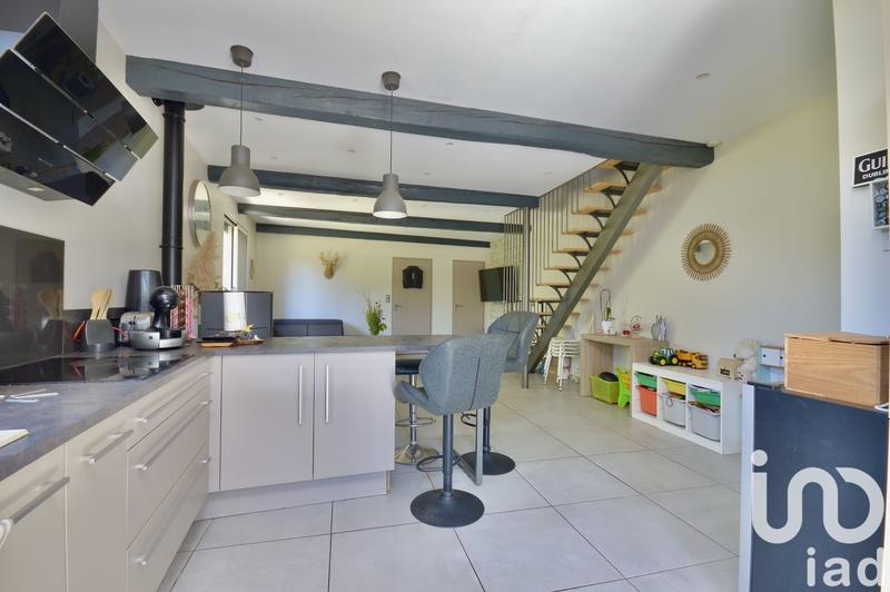 Maison - 92 m² - 4 pièces