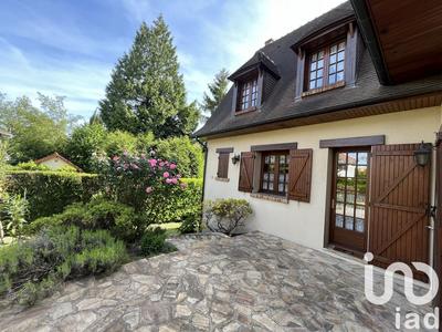 Maison - 255 m² - 8 pièces