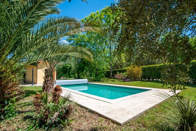 Maison - 170 m² - 9 pièces