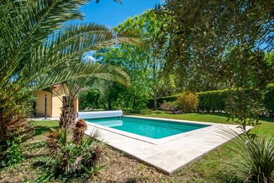 Maison - 170 m² - 9 pièces