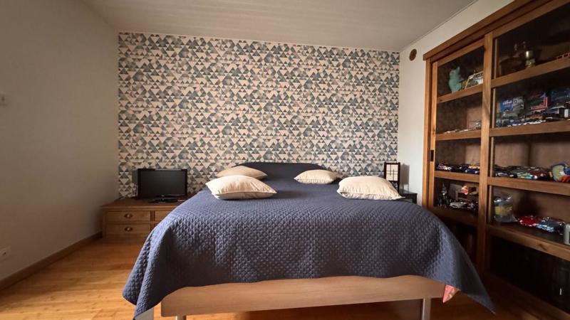 Maison - 203 m² - 6 pièces