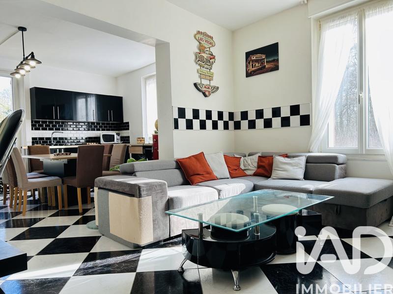 Maison - 85 m² - 4 pièces