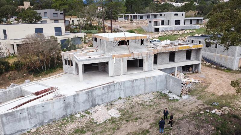 Villa - 240 m² - 6 pièces