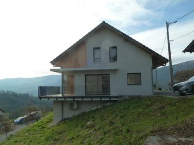 Maison - 139 m² - 5 pièces