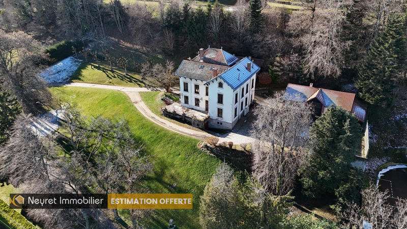 Propriété - 360 m² - 12 pièces