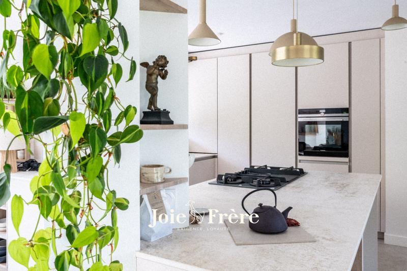 Maison ancienne - 221 m² - 8 pièces