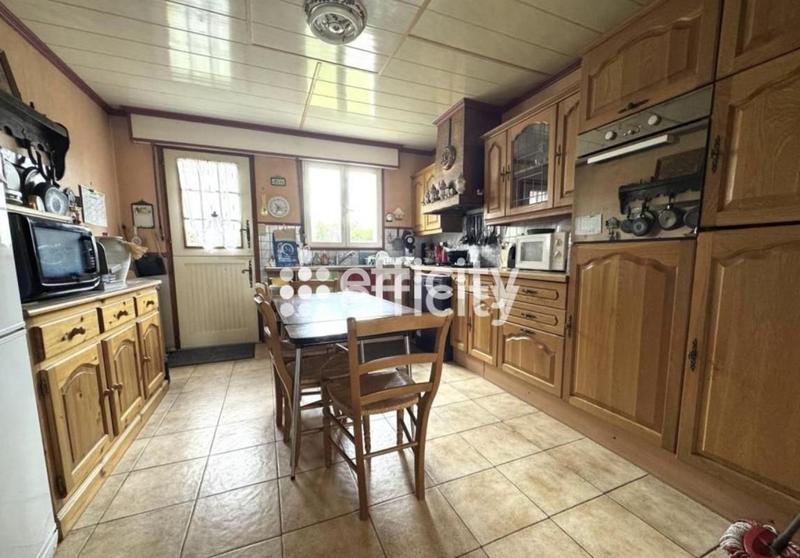 Maison - 138 m² - 4 pièces