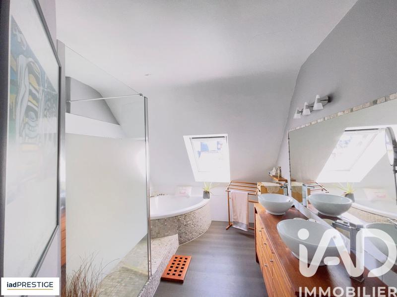 Maison de maîtres - 138 m² - 7 pièces