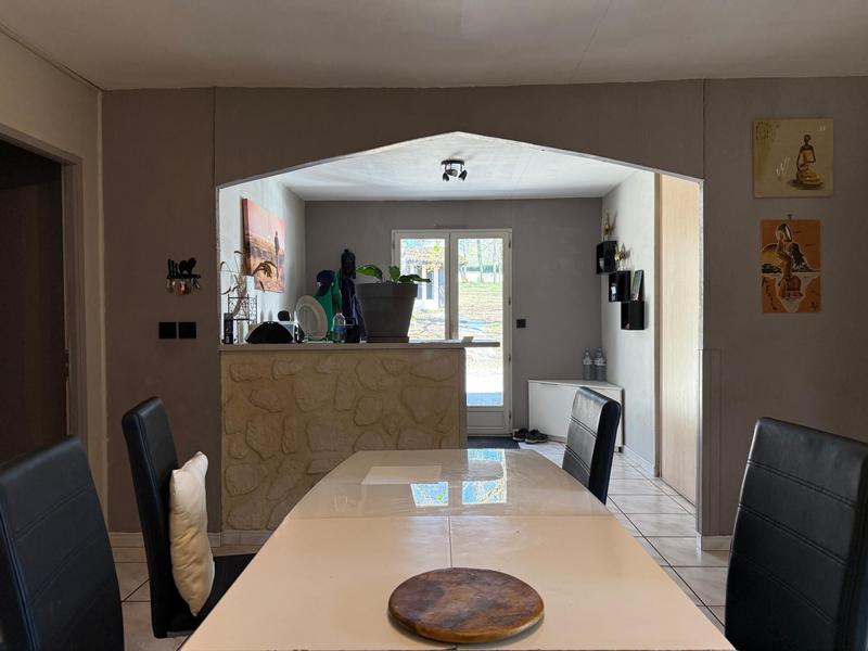 Maison - 236 m² - 10 pièces