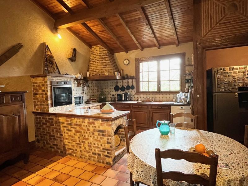 Maison traditionnelle - 191 m² - 6 pièces