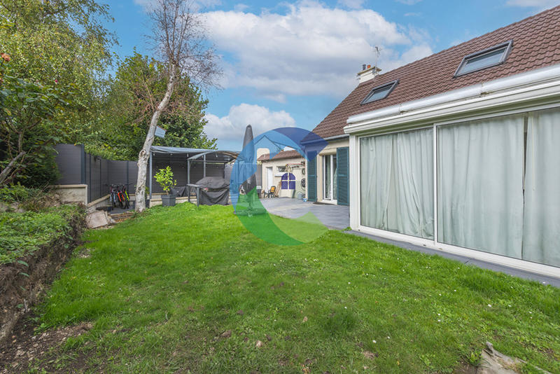 Maison - 147 m² - 6 pièces