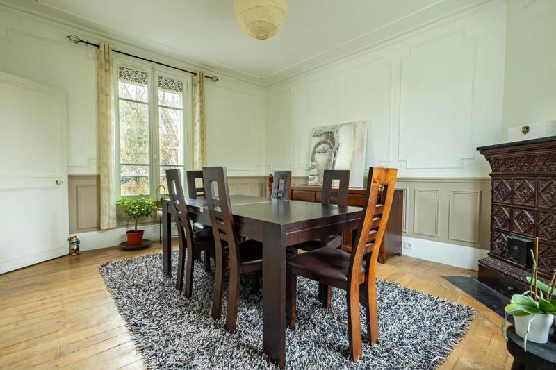 Maison - 170 m² - 6 pièces