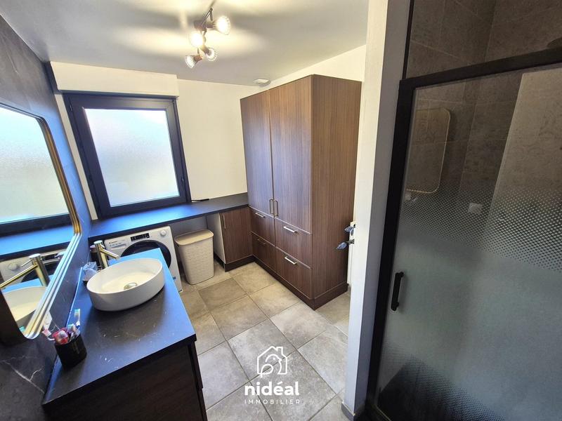 Maison - 123 m² - 6 pièces