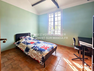 Chambre - 12 m² - 5 pièces