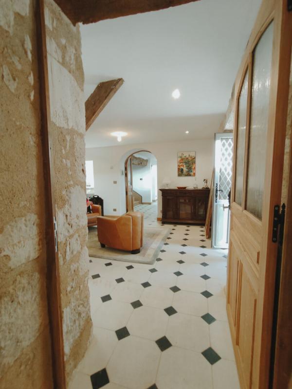 Propriété - 220 m² - 8 pièces