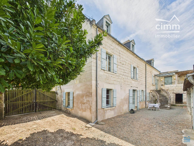 Maison ancienne - 171 m² - 6 pièces
