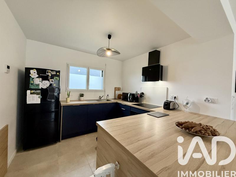 Maison - 90 m² - 5 pièces