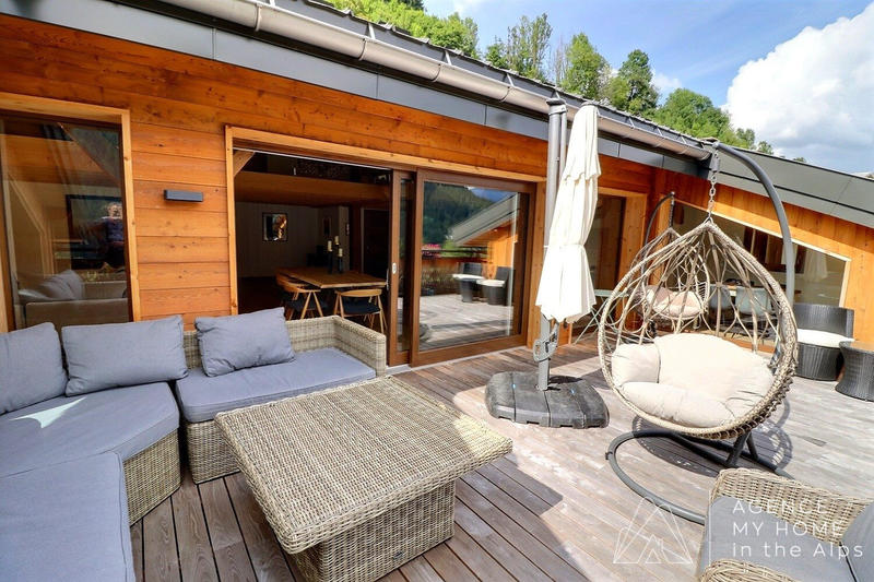 Châlet - 368 m² - 9 pièces