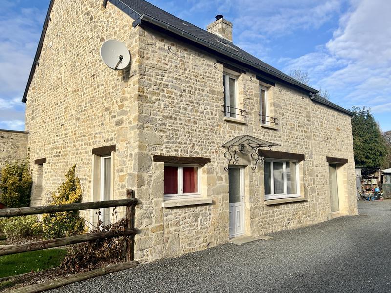 Maison - 121 m² - 5 pièces