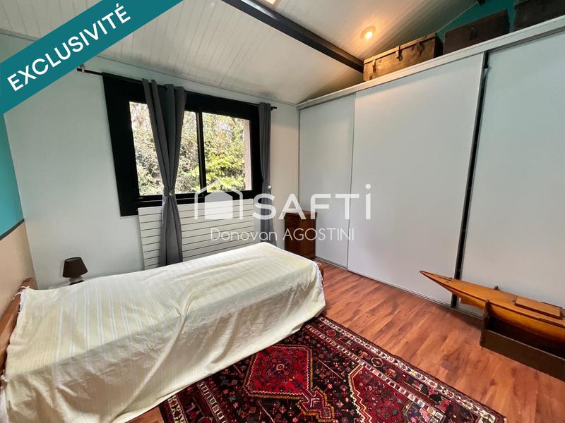 Maison - 239 m² - 7 pièces