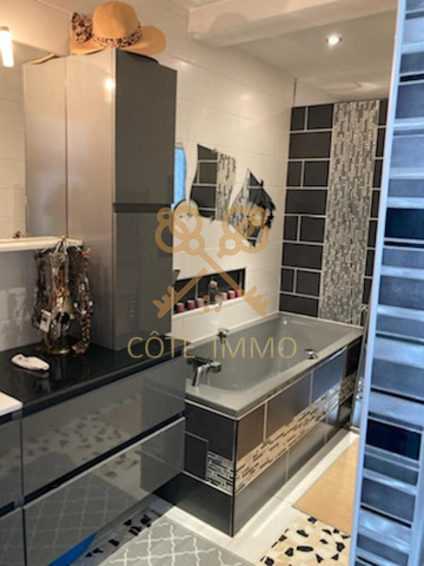 Maison - 70 m² - 3 pièces