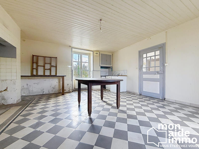 Maison - 217 m² - 6 pièces