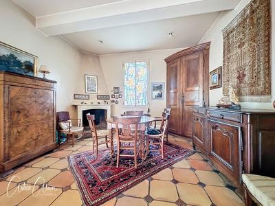 Maison bourgeoise - 213 m² - 8 pièces