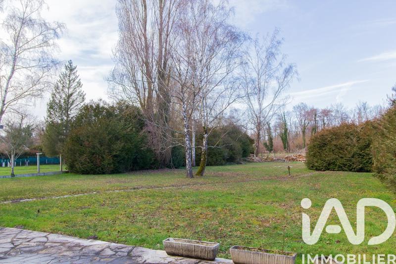 Maison - 208 m² - 9 pièces