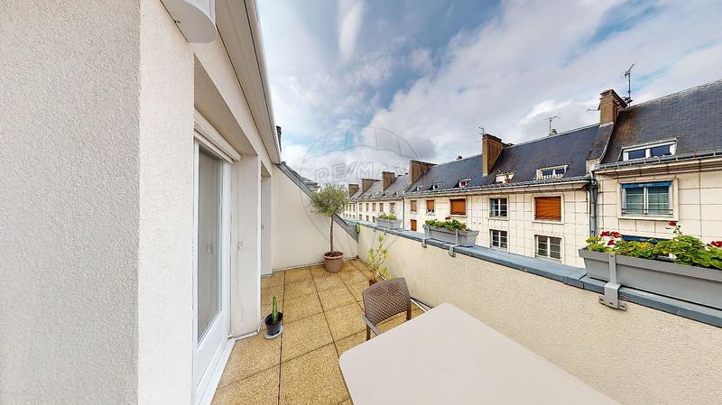 Duplex - 151 m² - 7 pièces