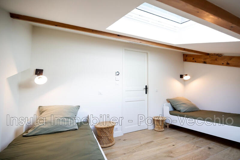 Maison - 158 m² - 7 pièces