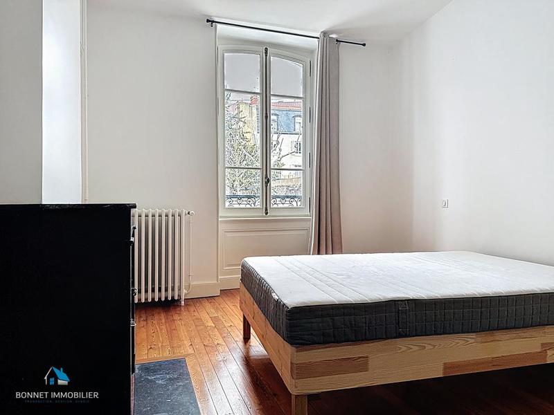 Appartement - 91 m² - 3 pièces