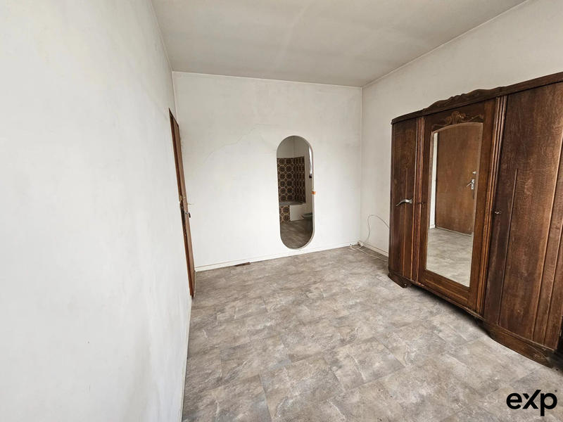 Maison - 165 m² - 8 pièces