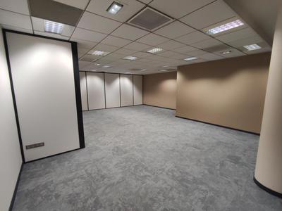 Bureau - 73 m² - 1 pièce