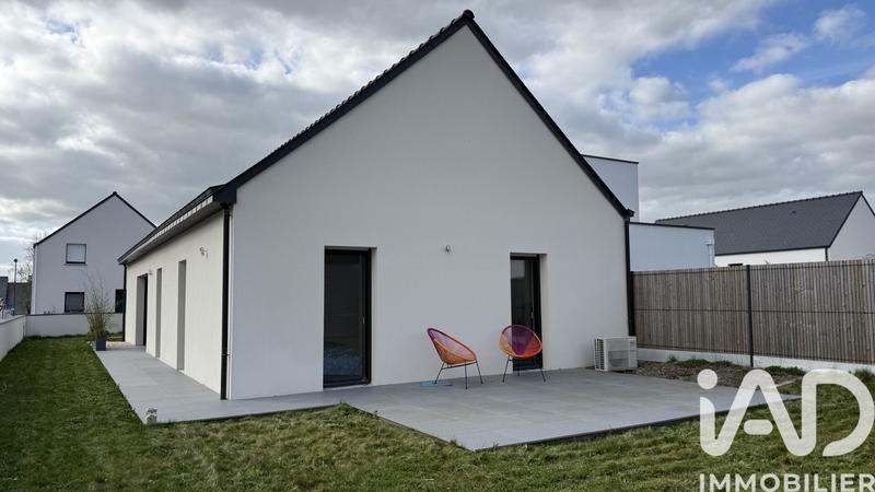 Maison - 93 m² - 4 pièces