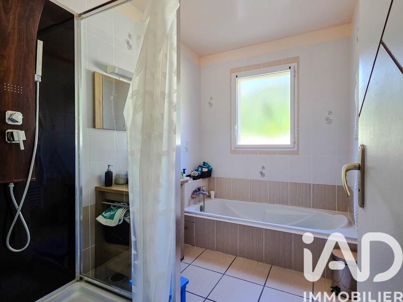 Maison - 105 m² - 4 pièces