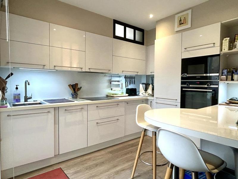 Châlet - 253 m² - 12 pièces