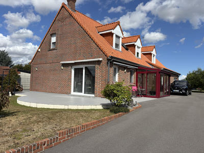 Maison - 187 m² - 7 pièces