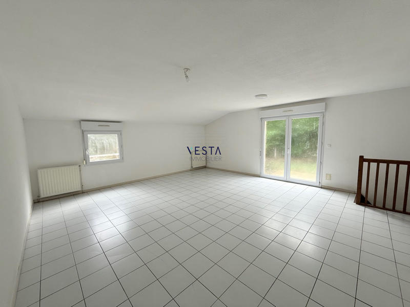 Maison - 102 m² - 4 pièces