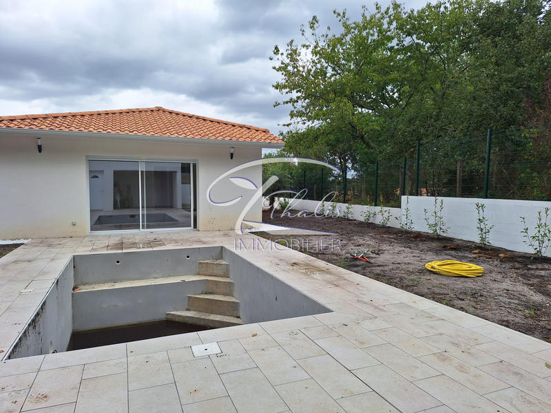 Maison contemporaine - 140 m² - 4 pièces