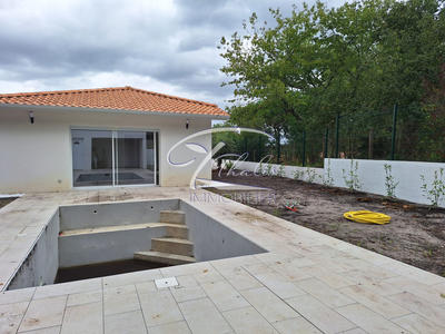 Maison contemporaine - 140 m² - 4 pièces