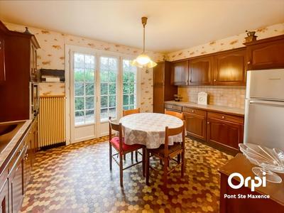 Maison - 99 m² - 4 pièces