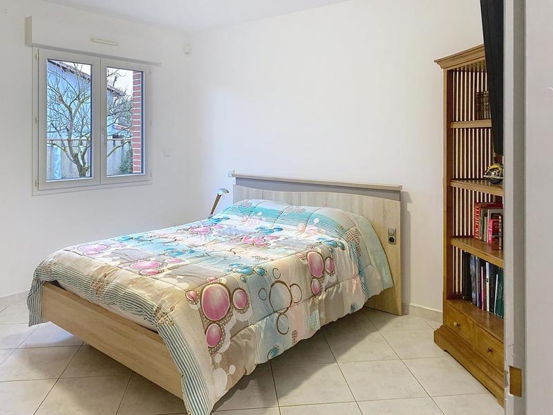 Maison - 250 m² - 8 pièces