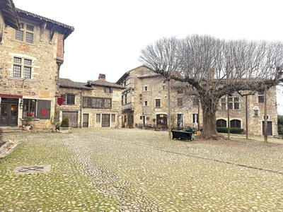 Maison - 138 m² - 4 pièces