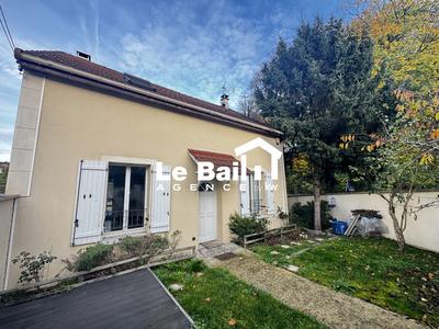 Maison - 108 m² - 5 pièces