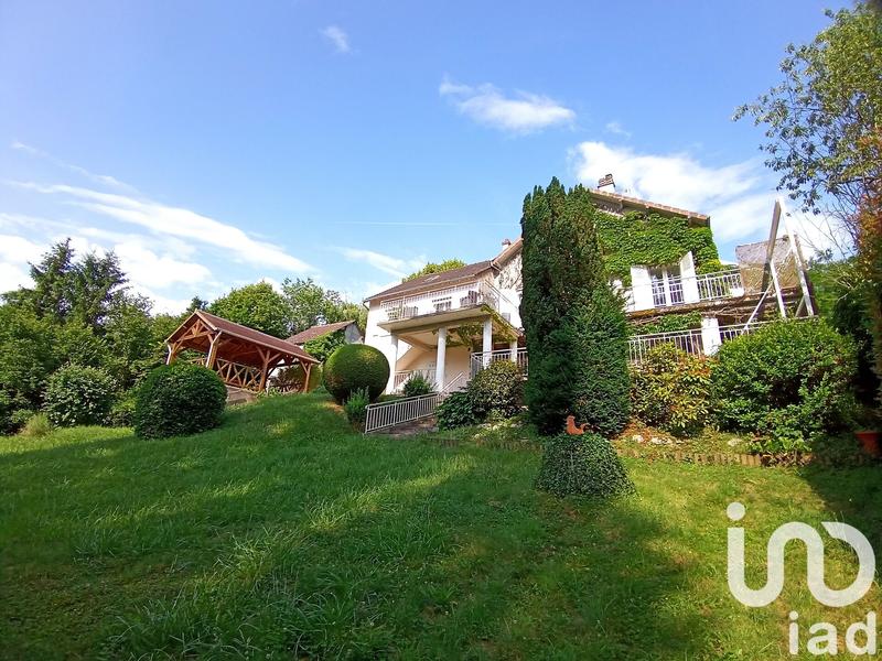 Maison - 167 m² - 5 pièces