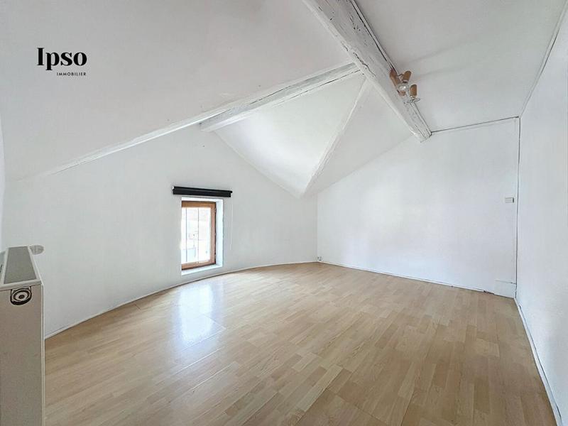 Propriété - 177 m² - 7 pièces