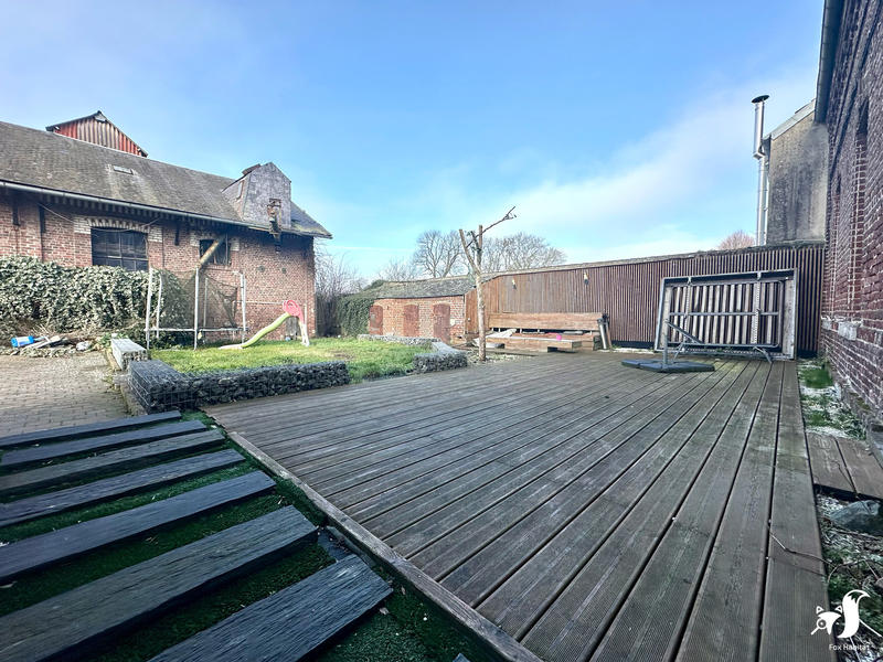 Maison - 182 m² - 7 pièces