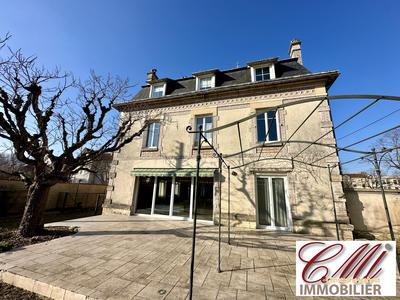 Manoir - 433 m² - 14 pièces