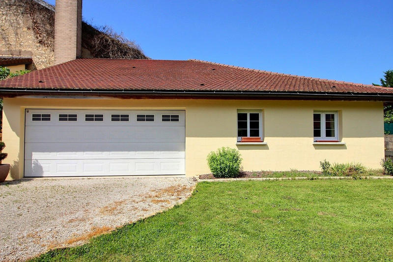 Maison - 315 m² - 10 pièces